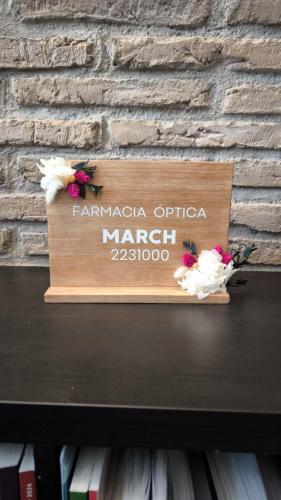 ADHESIVO-FARMACIA-MARCH